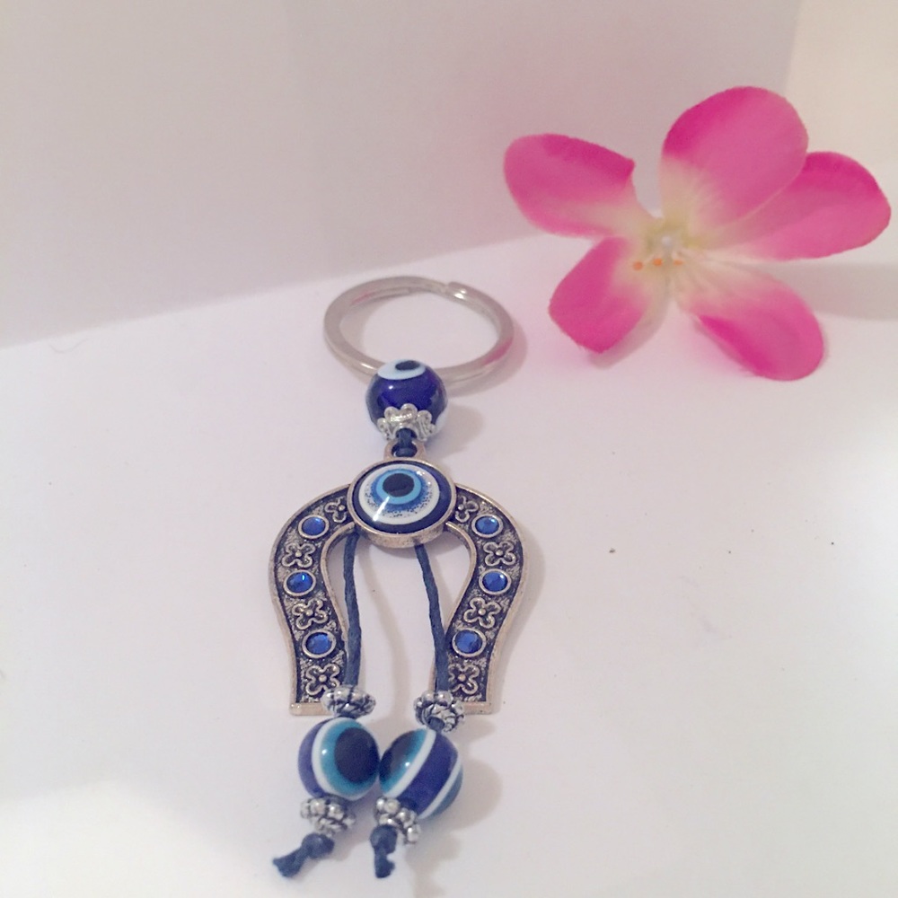 Hose Shoe Evil Eye Key Chain (New)